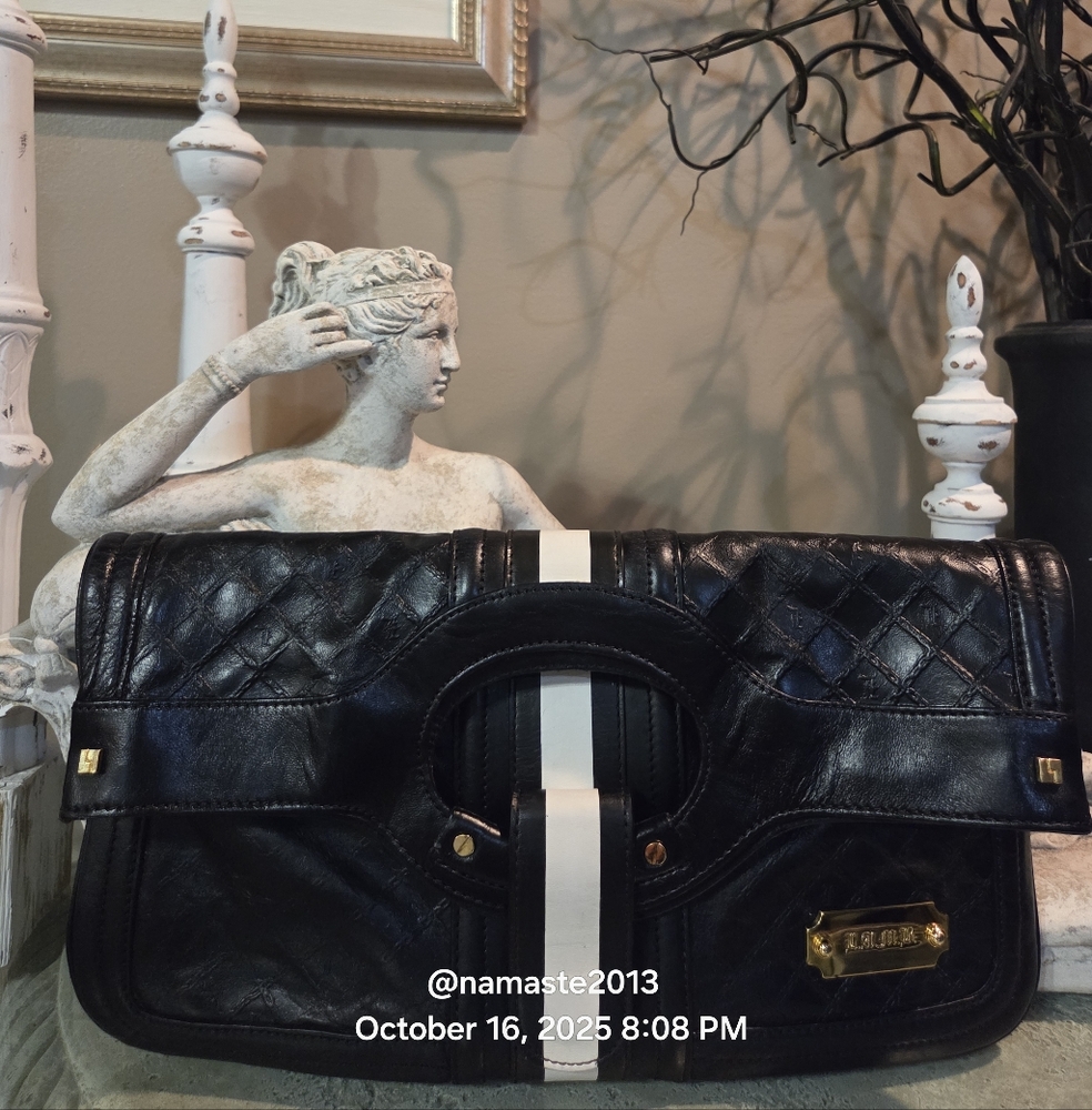 L.A.M.B. Gwen Stefani Convertable Clutch Leather Logo Designer Celebrity #177